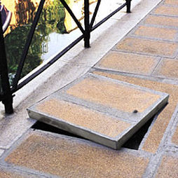 Schachtdeckel / galvanisiertem Stahl - MANHOLES 50 - GRIDIRON S.P.A. - Unipersonale - quadratisch