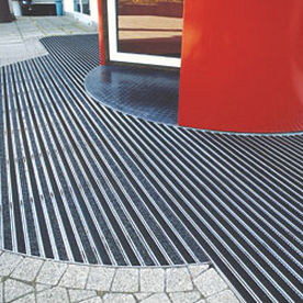 Eingangsmatte für Gewerbegebrauch - TOP CLEAN TREND® - GRIDIRON S.P.A. - Unipersonale - für Privatgebrauch / Stoff / Schmutzfang