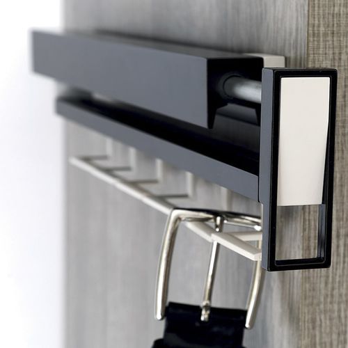Gürtelhalter für Kleiderschrank - MA01202 - GRUPPO CONFALONIERI - Aluminium / schwarz / Schiebe