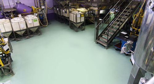 Epoxidharz-Bodenbelag - AQUA COATING - IPM ITALIA - für Parkplätze / für Dienstleistungsbereich / Rollen