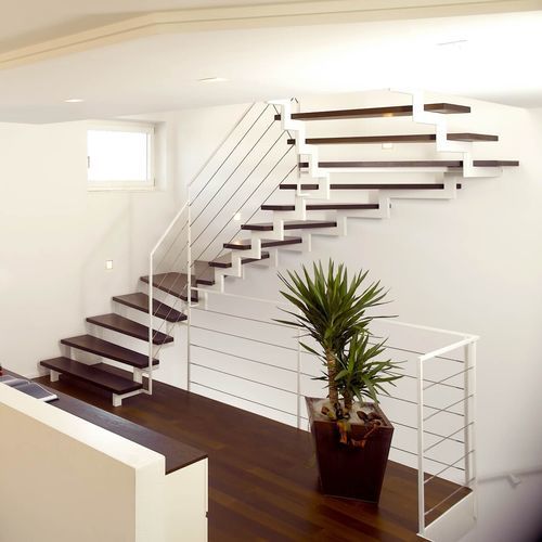 Halbgewendelte Treppe - G 213 - METALL CONCEPT - Holzstufen / mit Metallstruktur / für Privatgebrauch
