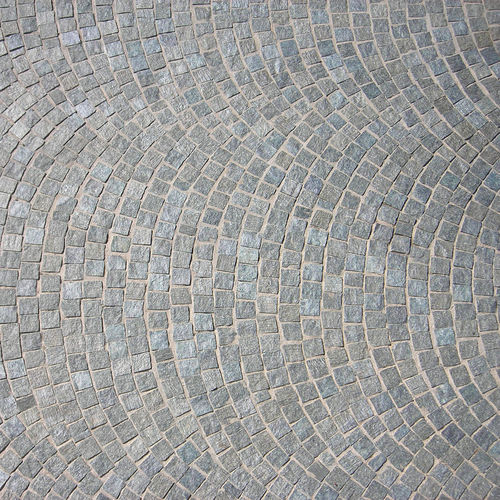 Stein-Pflasterstein - SERPENTINO SCISTO : QUARRY SPLIT - NUOVA SERPENTINO D'ITALIA - für Außenbereich / texturiert / Fußgänger