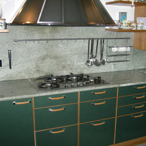 Naturstein-Arbeitsplatte - VERDE SPLUGA - GRANITI CONRAD - für Küche / für Badezimmer / grau
