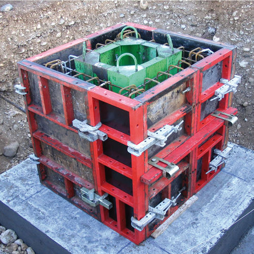 Rahmenschalung - COMPOSITION FOR BASES, PLINHTS, PITS - Faresin Formwork SpA - Stahl / für Becken