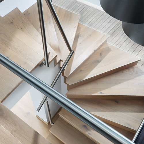 Wendeltreppe - tilo GmbH - Holzstufen / Holz / für Privatgebrauch