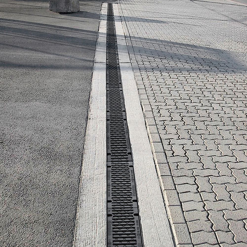Gitter-Abflussrinne - RECYFIX NC - HAURATON - Verbundwerkstoff / Polypropylen / Eisengitter