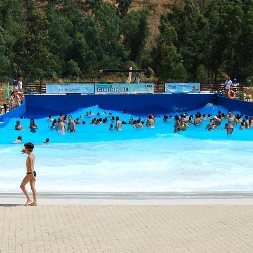 Wellenschwimmbecken - TECNOPISCINE INTERNATIONAL - für Außenbereich / für Aquapark / erdverlegt