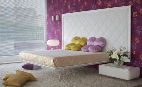 Doppelbett - FLY - VOLTAN INDUSTRIA MOBILI of Luigi Voltan & C. - modern / gepolstertes Kopfteil / Leder