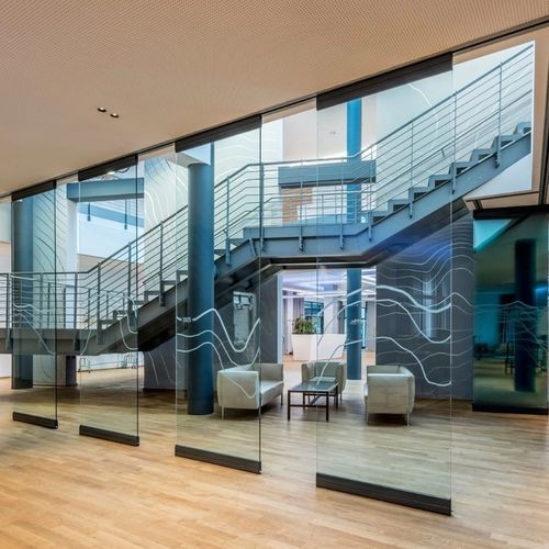 Schiebetrennwand - KRISTAL - ESTFELLER - Falt / mit Glasfront / Aluminium