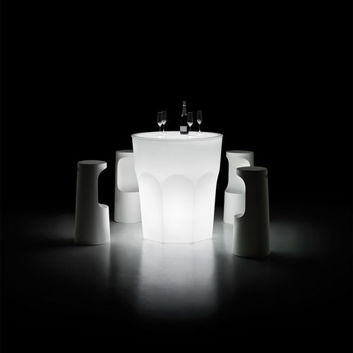 Moderner Stehtisch - CUBALIBRE - PLUSt COLLECTION - HPL / Polyethylen / PMMA