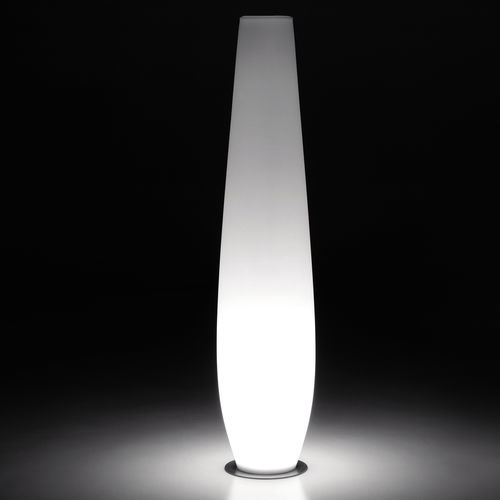 Bodenlampe - NICOLE - PLUSt COLLECTION - Polyethylen / modern / schnurlos