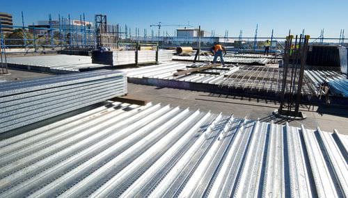 Metall-Dachstuhl / für Bedachungen - DECKFORM® - BlueScope Steel