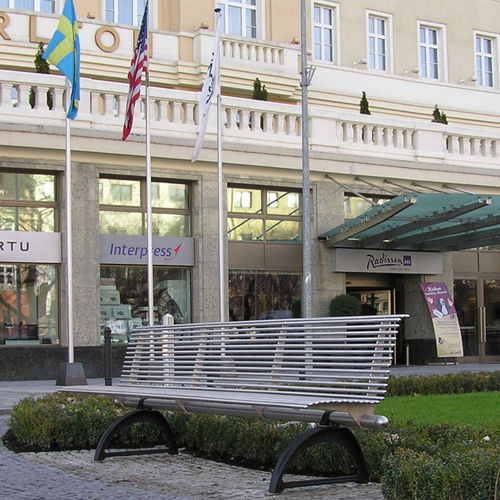 Moderne Bank für den öffentlichen Raum - LIBRE - METALCO - pulverbeschichteter Stahl / Edelstahl / Aluminium