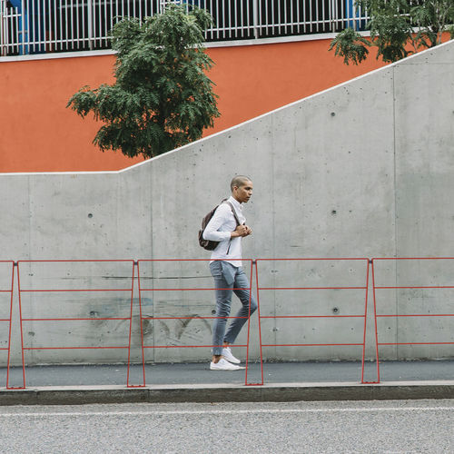 Schutzabsperrung - BAND - METALCO - feststehend / Stahl / für Straße