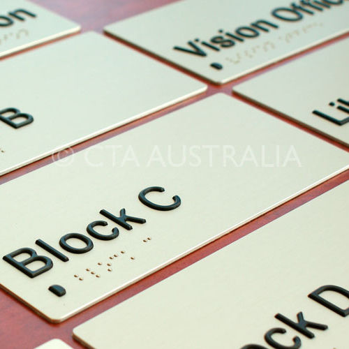 Schild zur Orientierung - CTA Australia - wandmontiert / Edelstahl / in Brailleschrift