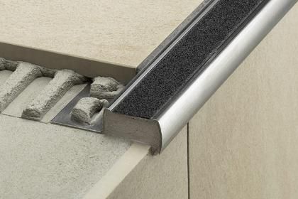 Aluminium-Treppenkante - SCHLUTER®-TREP-G/-GK - Schluter Systems - rutschfest