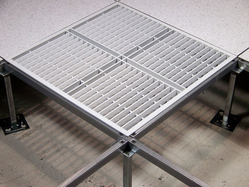 Aluminium-Doppelboden - DIRECTAIRE® - Tate Access Floors - für den Innenraum / perforiert