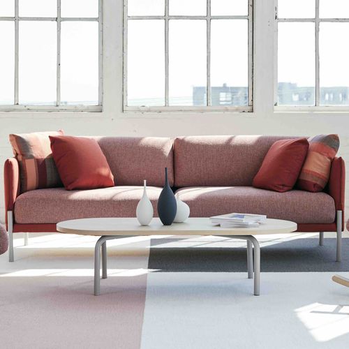 Moderner Couchtisch - ROUTES - Teknion - MDF-Laminat / pulverbeschichteter Stahl / Gestell aus heißlackiertem Stahl