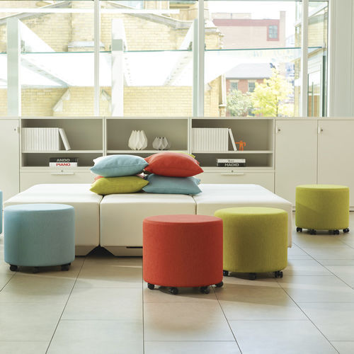 Moderne Ottomane - COLLABORATIVE - Teknion - Stoff / Polster / für den Innenraum