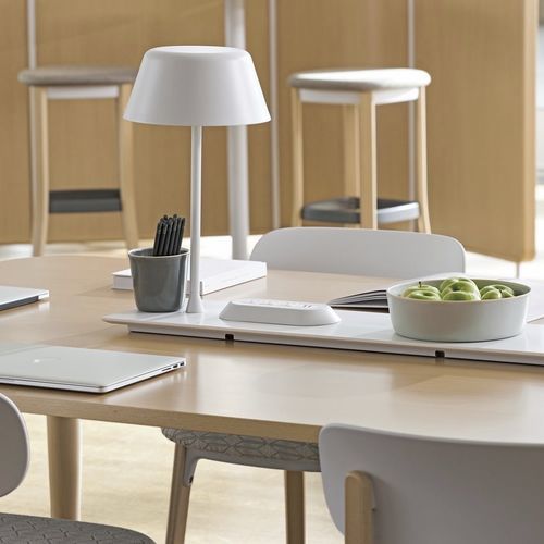 Tischlampe - ZONES - Teknion - Metall / modern / mit Kabel