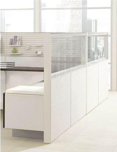 Tisch-Bürotrennwand - LEVERAGE - Teknion - bodenstehend / Glas / Holz