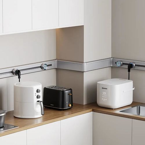 Steckdosenhalterung für Büro - SPECIAL STRUCTURE SURFACE POWER TRACK - Eubiq - schienenmontiert