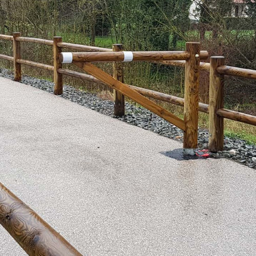 Zutrittsabsperrung - SUR FOURREAU - Rondino - schwenkbar / Kiefer / für öffentliche Bereiche