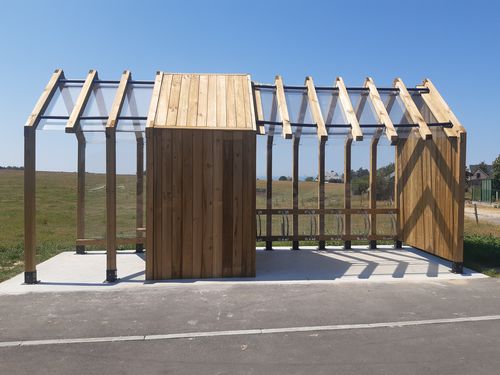 Polycarbonat-Überdachungen-Fahrradunterstand - 650 052-01 - Rondino - mit integrierter Bank / Stahl / Holz