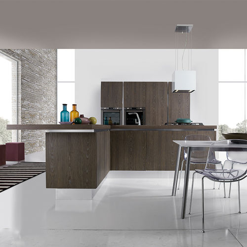 Moderne Küche - BELLA - ARAN Cucine - Laminat / Holz / Kochinsel