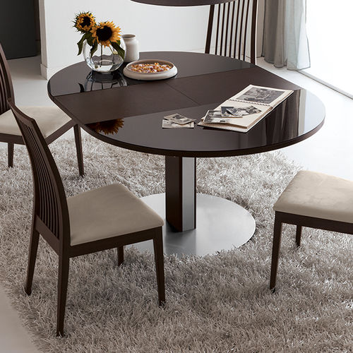 Moderner Tisch - DEA - ARAN Cucine - lackiertes Holz / rund / oval