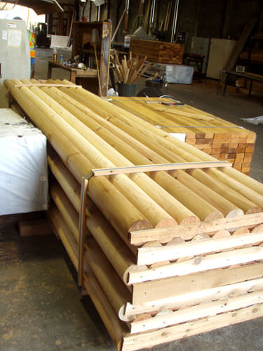Holzpfeiler - CUSTOM POLES - Power Wood Corp. - massiv