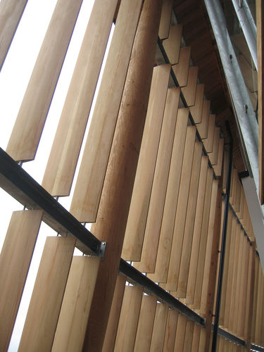 Fassadenverkleidung aus Lamellen - CLEAR ELLIPTICAL LOUVERS - Power Wood Corp. - Holz / profiliert