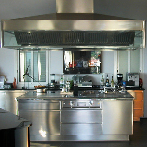 Moderne Küche - SUR MESURE - FRANCE INOX INDUSTRIE - Edelstahl / L-förmig / maßgefertigt