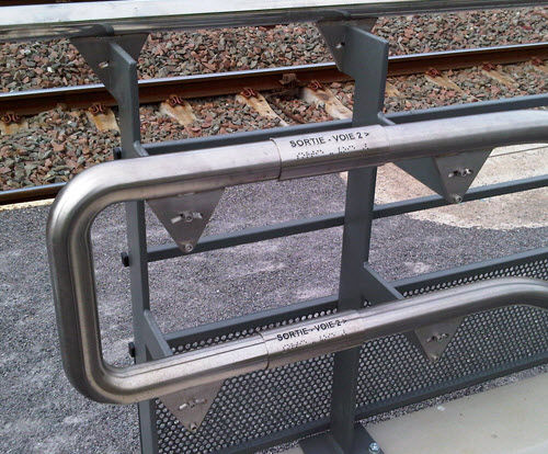 Schild zur Orientierung - MANCHON BRAILLE - FRANCE INOX INDUSTRIE - festinstalliert / Edelstahl / in Brailleschrift