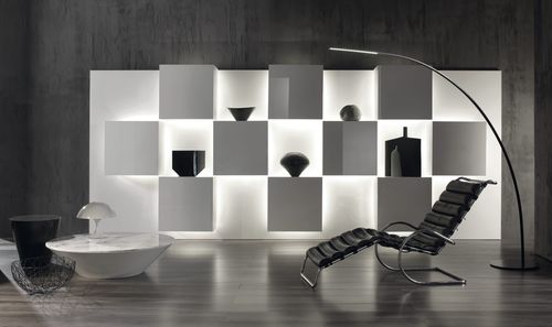 Moderne Wohnwand - LIFE - Acerbis - lackiertes Holz / Methacrylat / beleuchtet
