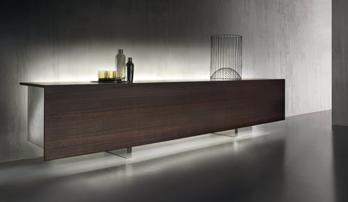 Modernes Sideboard - LUDWIG   - Acerbis - lackiertes Holz / polierter Edelstahl / mit integrierter Beleuchtung
