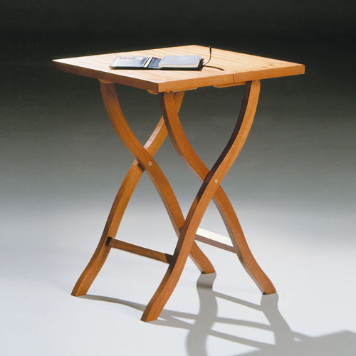 Moderner Beistelltisch - HU-GÒ - Art & Form - Mahagoni / Gestell aus Holz / quadratisch