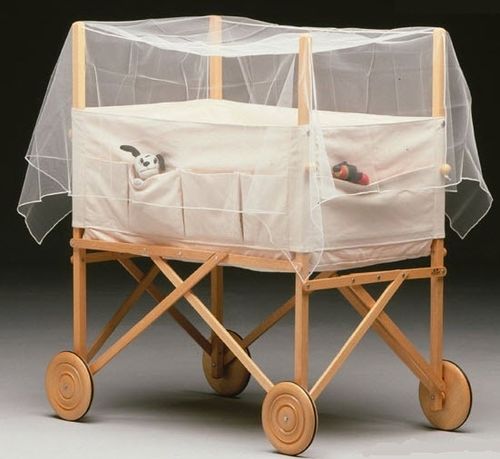 Modernes Babybett - RI-POSO - Art & Form - für Kinder (Unisex) / mit Rollen / Holz