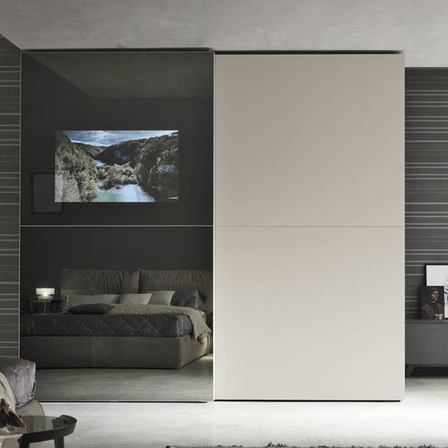 Moderner Kleiderschrank - VISION - TOMASELLA INDUSTRIA MOBILI - lackiertes Holz / Glas / mit Schiebetür