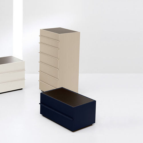 Moderner Chiffonnier - AKI - Emmebi Industria Mobili - lackiertes Holz / lackiertes Glas / beige