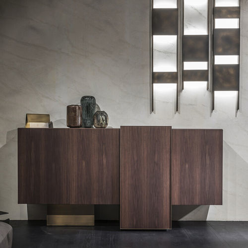 Hohes Sideboard - CONFIDENTIAL - Emmemobili - modern / Holzfurnier / Messing