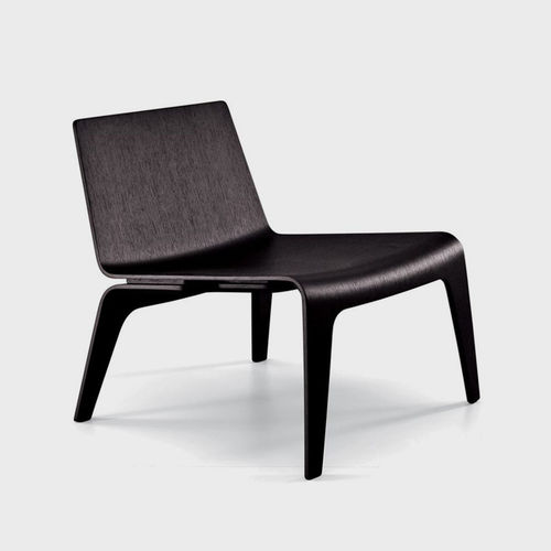 Moderner Kaminsessel - COUPE'  - Emmemobili - Leder / Sperrholz / Eiche