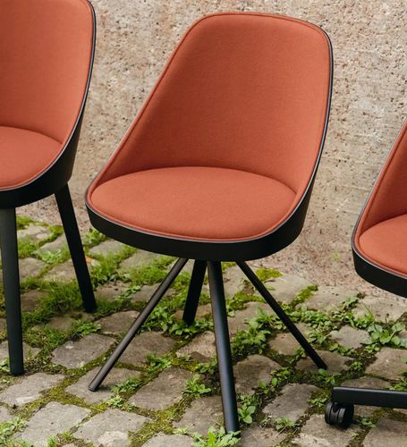 Moderner Stuhl - KAIAK SPIN - Enea - für den Innenraum / Stoff / geformtes Sperrholz