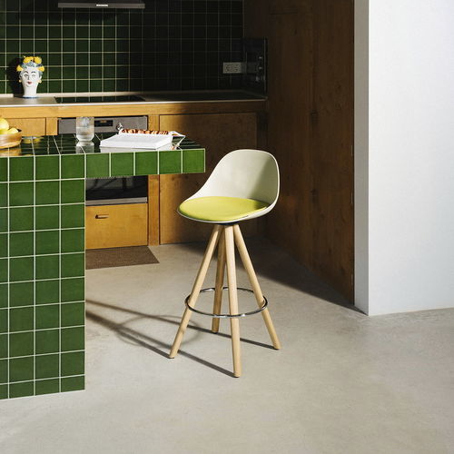 Moderner Barstuhl - Mate Spin Wood - Enea - für Küche / Leder / Polypropylen