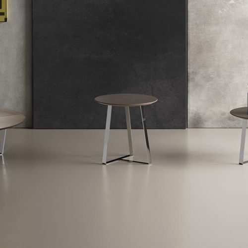 Moderner Beistelltisch - T50 - Gamma Arredamenti International - aus lackiertem Metall / Leder / rund