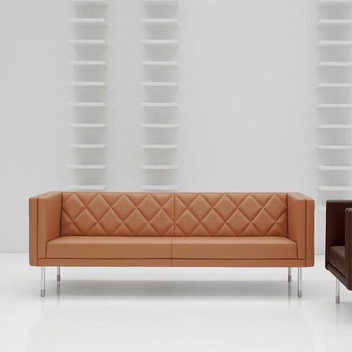 Chesterfield-Sofa - HARLEQUIN - + HALLE - Leder / braun / Edelstahl