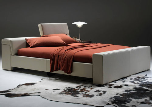 Doppelbett - PLAN  - Gyform - modern / Polster / verstellbares Kopfteil