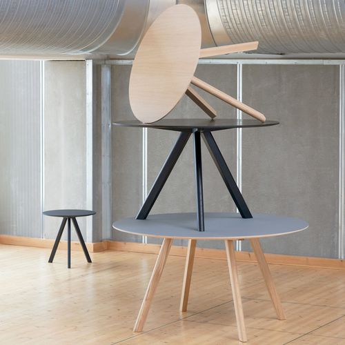Moderner Tisch - CPH25  - Hay a/s - Eiche / Linoleum / Gestell aus Eiche