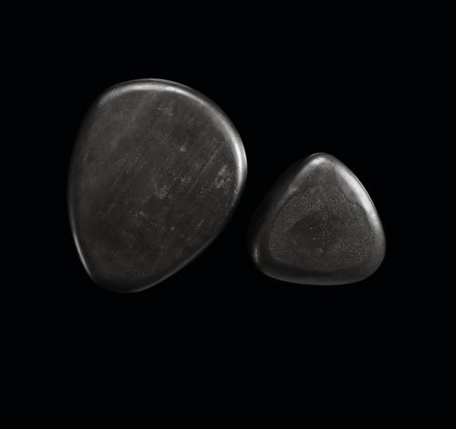 Couchtisch / organisches Design - PEBBLE - Henge - Sandstein / gebogen / für Privatgebrauch