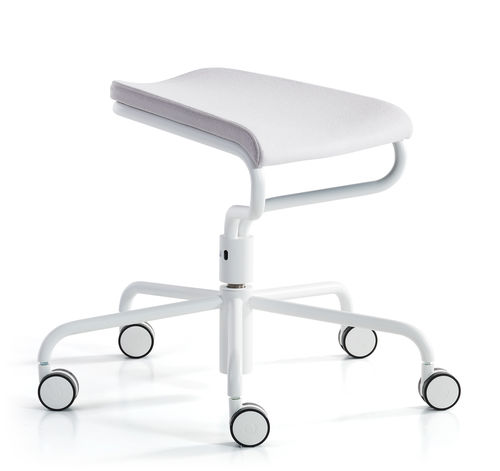 Stoff-Arbeitshocker - ADD WORK 46 - Lammhults Möbel AB - Leder / Gestell aus verchromtem Stahl / mit Rollen